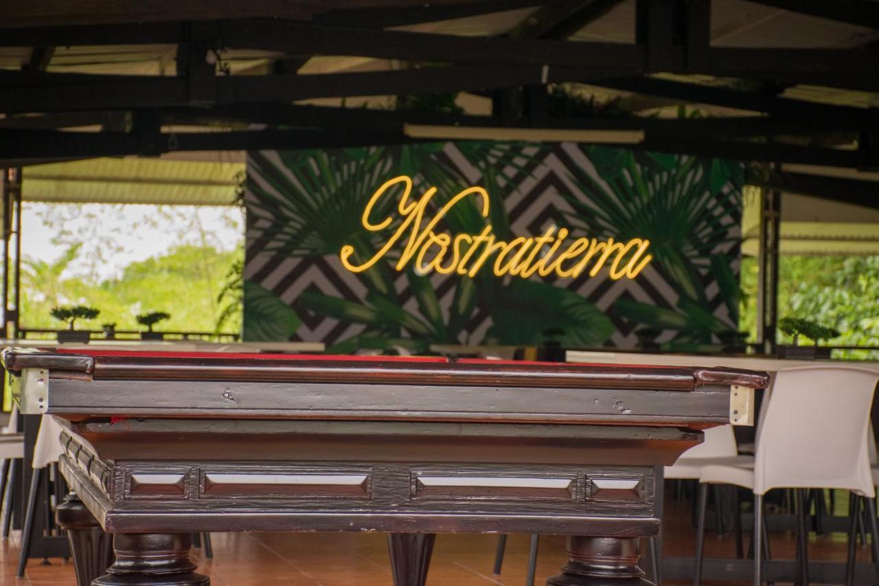 Casa Nostra, Manuela Quimbaya